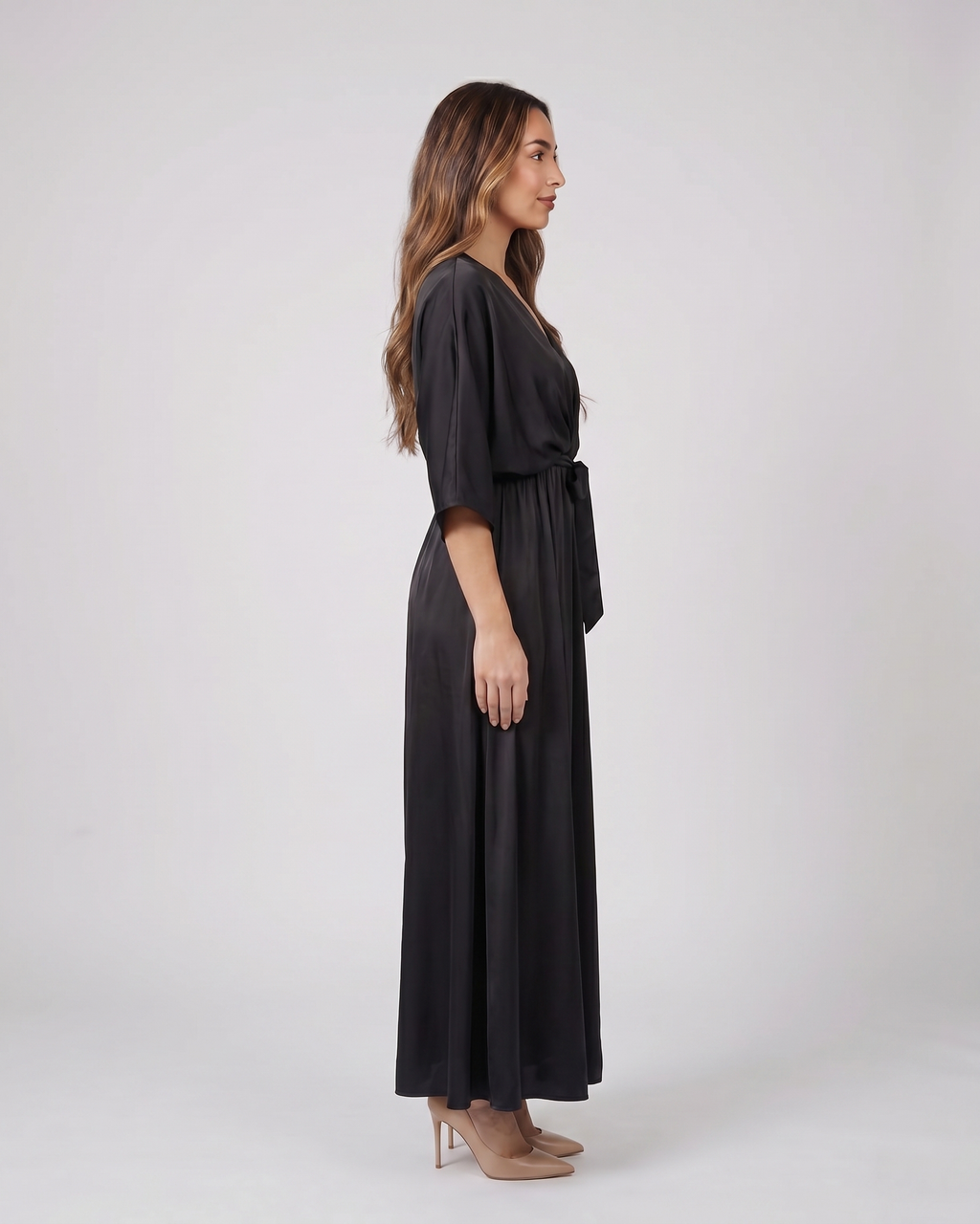 Side view of black v neck batwing sleeve maxi dress