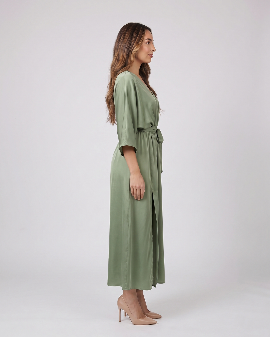 Side view of green v neck batwing sleeve maxi dress